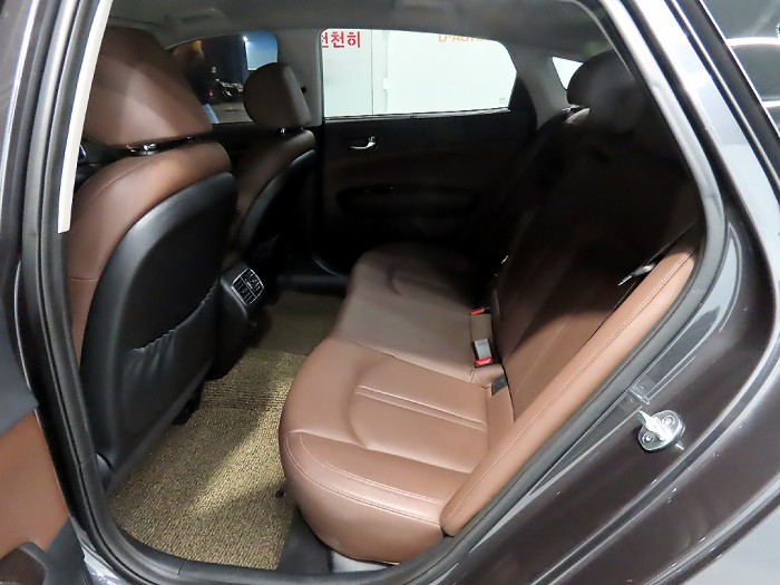 faa7019fc5f62fa96473bba36bf2dc76_1747368