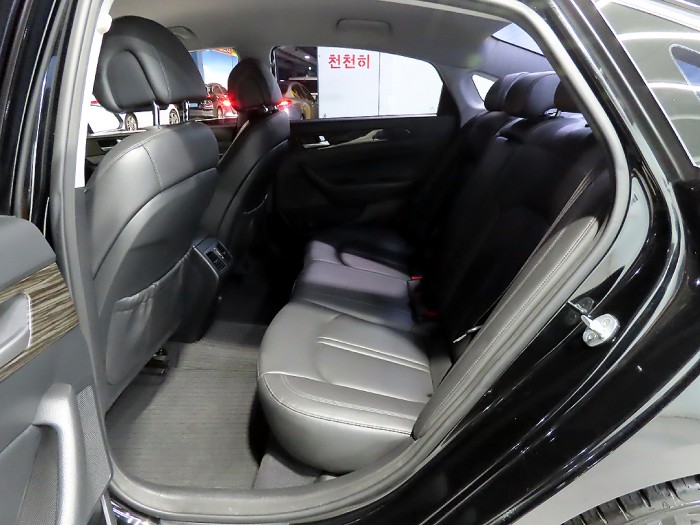 c221f602c52b1fe1e1a7dba6130a8ab7_1752553